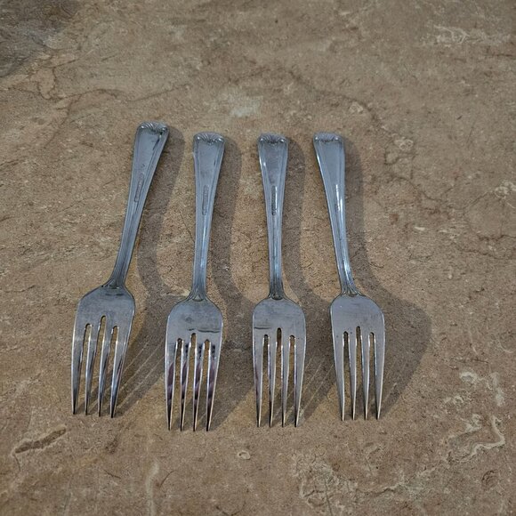 Lot of 4 Gorham WINFIELD Salad Forks 6 7/8" Glossy 18/8 Stainless Flatware - Picture 2 of 5